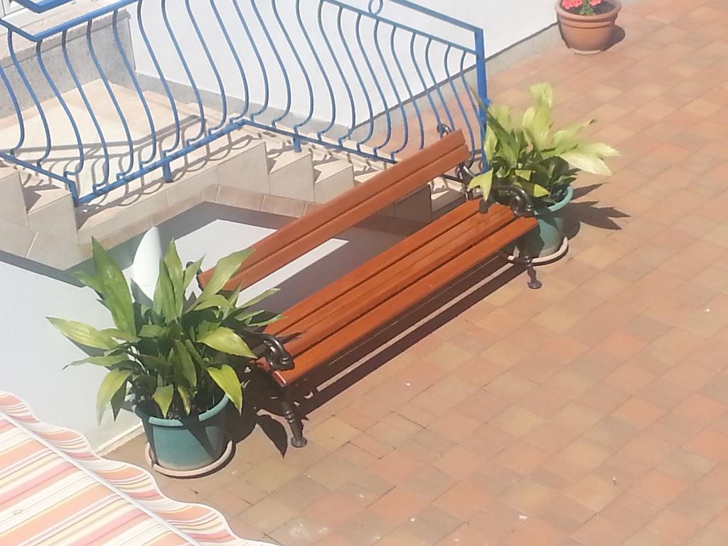 Apartamento With Terrace Near Sea - Angela's Zadar